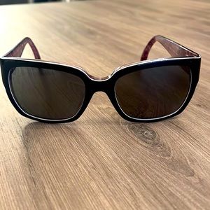 CHANEL Black and Brown Oversized Cat-Eye Sunglasses